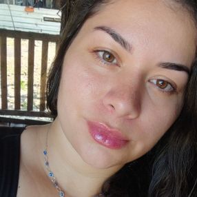 Lorena, Babá em Matinhos