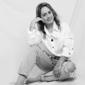 Samara karina, Babá em Joinville