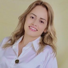 Samara karina, Babá em Joinville