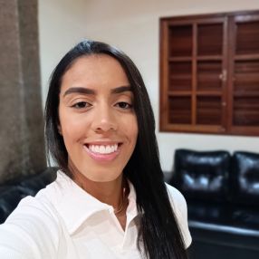 Vitória, Babá em Pedro Leopoldo