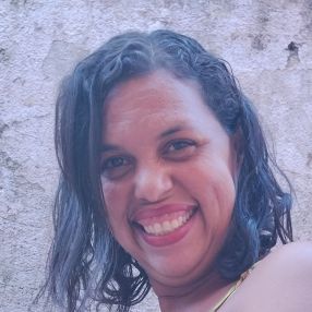 Elisangela, Babá em Pindamonhangaba
