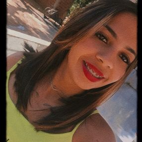 Larissa, Babá em Ilhabela