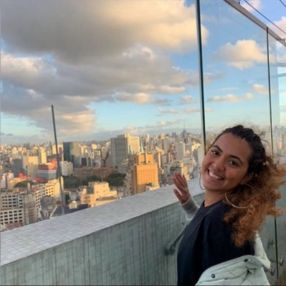 Luana, Babá em Rio de Janeiro