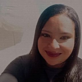 CintiaCíntia, Babá em Ijuí