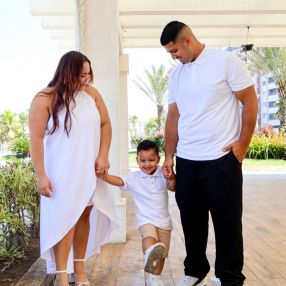 Angelica, Família em Praia Grande