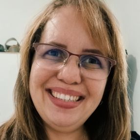 Lais, Babá em Apucarana