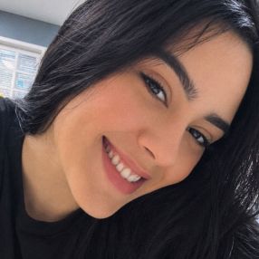 Nathalia, Babá em Rio de Janeiro