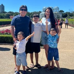 Isa, Família em Porto Belo
