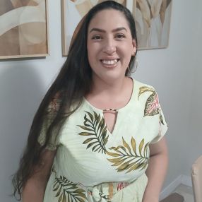 Júlia, Babá em Araranguá