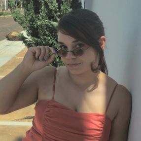 Luana, Babá em Monte Carmelo