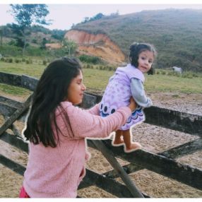 Janaina, Família em Teófilo Otoni