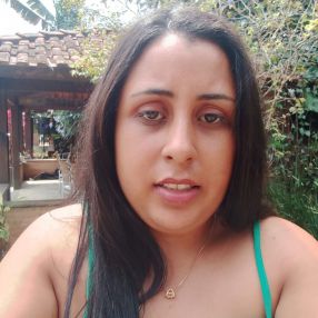 Natalia, Babá em Pinheiral