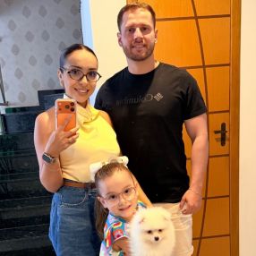 Renata, Family in Ponta Grossa