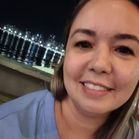 Elvira Fatima, Babá em Santos