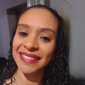 Patrícia, Babá em Apucarana