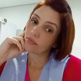 ZANNA, Babá em Rio Verde