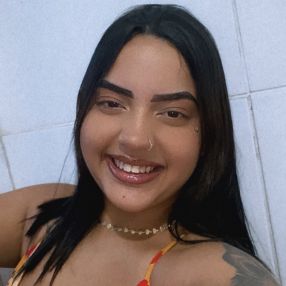 Analyce, Babá em Praia de Fagundes