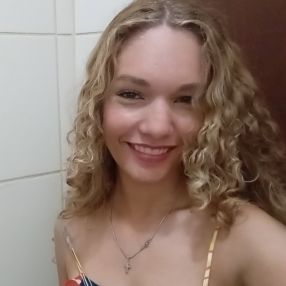 Luana, Babá em Monte Alto