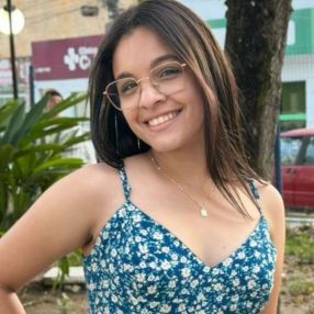 Mariana, Babysitter in Eunápolis