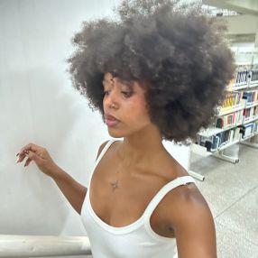 Vic, Babá em Ladário