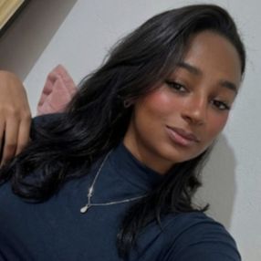 Maria Júlia, Babá em Pedro Leopoldo