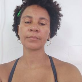 Leidiane, Babysitter in Dias d'Ávila