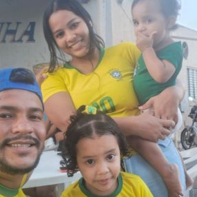 Yasmin lobo Siqueira, Família em Caldas Novas