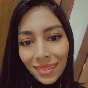 Daniela, Babá em Divinópolis