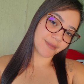 Erica, Babá em Senador Canedo