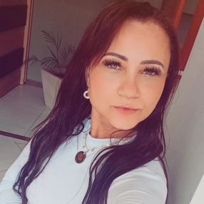 Fernanda, Babá em Além Paraíba
