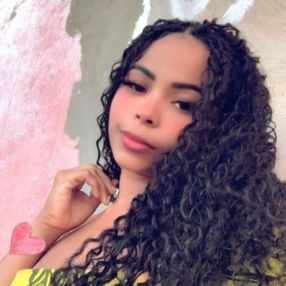 Camila, Babá em Colina