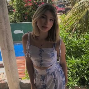 Lana, Babá em Messias