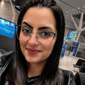 Ana, Babá em Salto