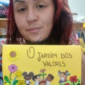 Lorena, Babá em São José dos Pinhais