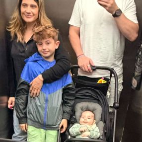 Carolina, Família em Bertioga
