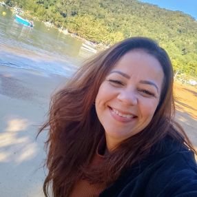 Michele, Babá em Guarujá