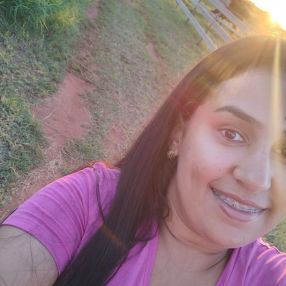 Leticia, Babá em Itápolis