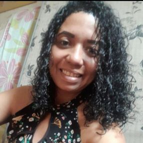 Renata, Babá em Ribeirão das Neves