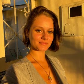 Lais Emanuele, Babá em Balneário Camboriú
