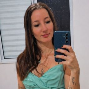 Yasmim, Babá em Americana