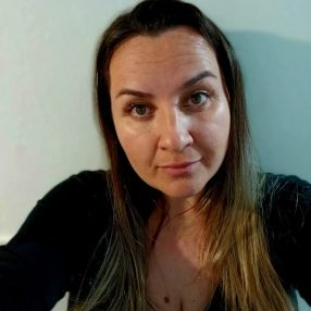 GRAZIELI, Babysitter in Bombinhas