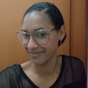 Lídian, Babysitter in Bebedouro