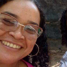 Patrícia, Babá em Camocim