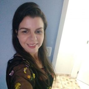 Adelaide, Babá em Nova Iguaçu