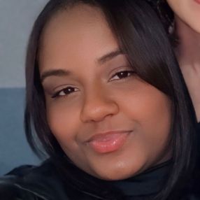 Nathália, Babá em Ribeirão das Neves