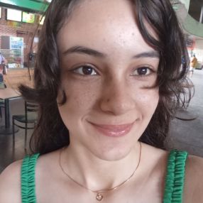 Mell, Babá em Ribeirão