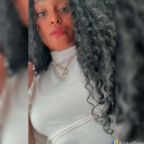 Nayara, Babá em Simões Filho