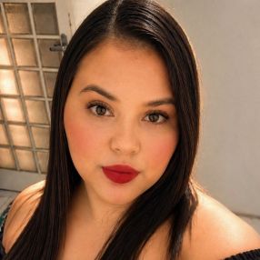 Izabella, Babá em Cidade Ocidental