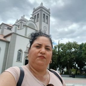 Yadira, Babá em Içara