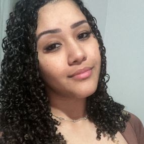 Jennefer, Babá em Primavera do Leste